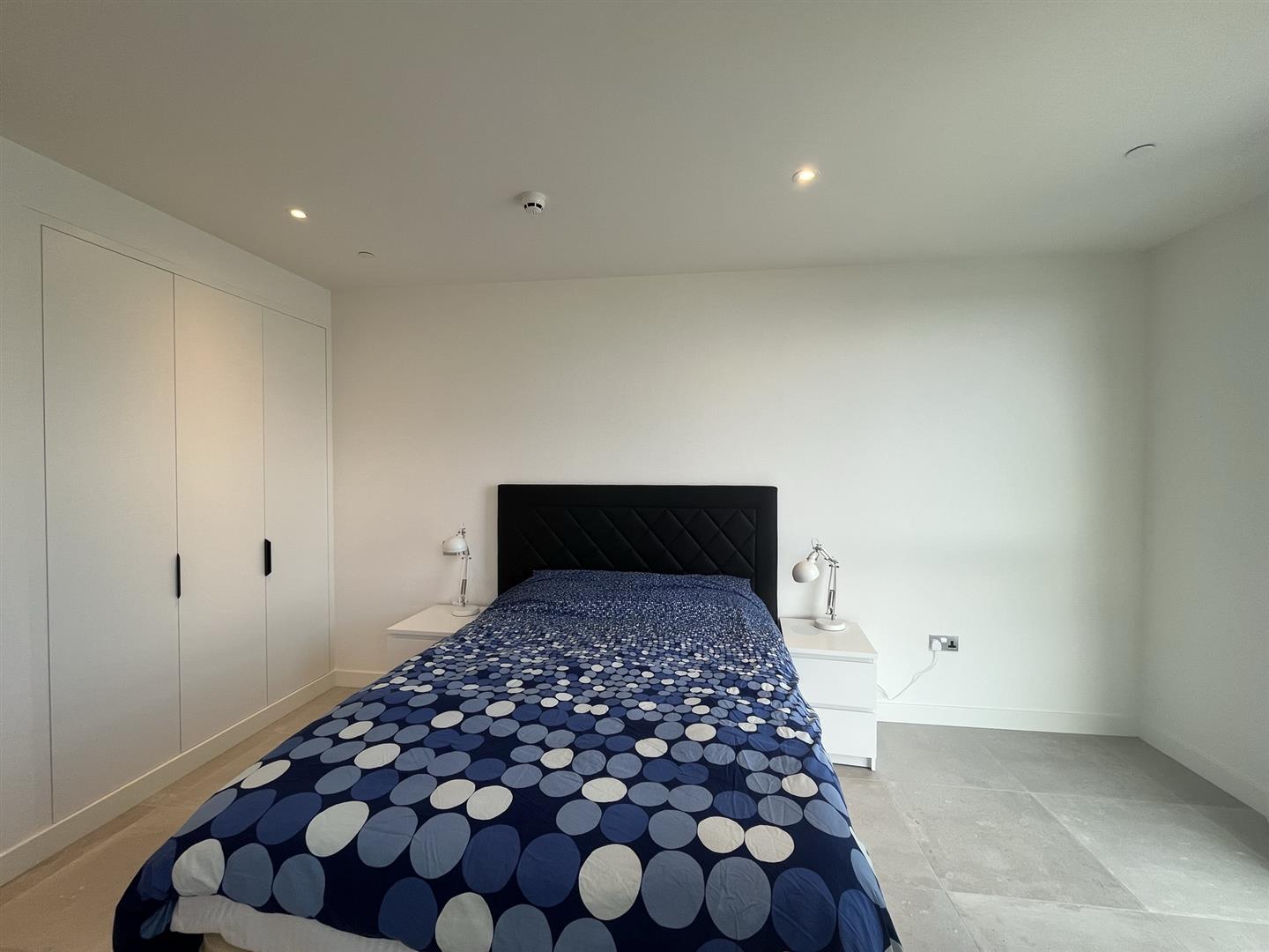 Image of Apartment - 1 Bedrooms - 1 Bathrooms for Rental in EuroCity-Gibraltar, Image 3